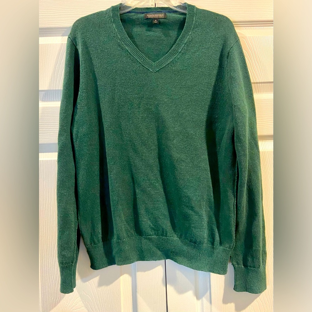 Banana Republic Men’s Performance Linen Green V-neck Sweater Size Medium